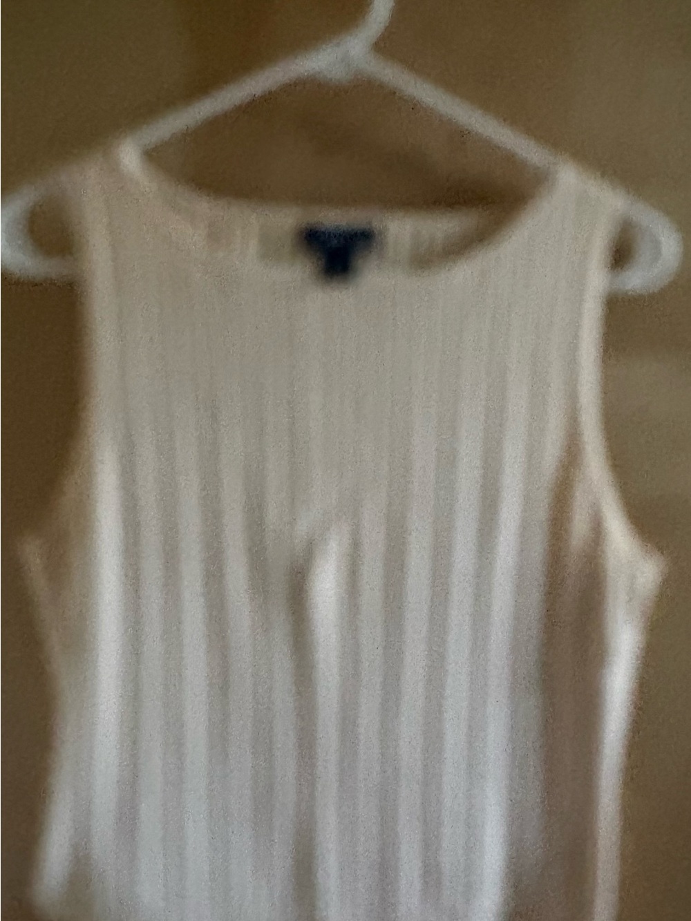 Ann Taylor Cream Ribbed Tank Top - Picture 4 of 5